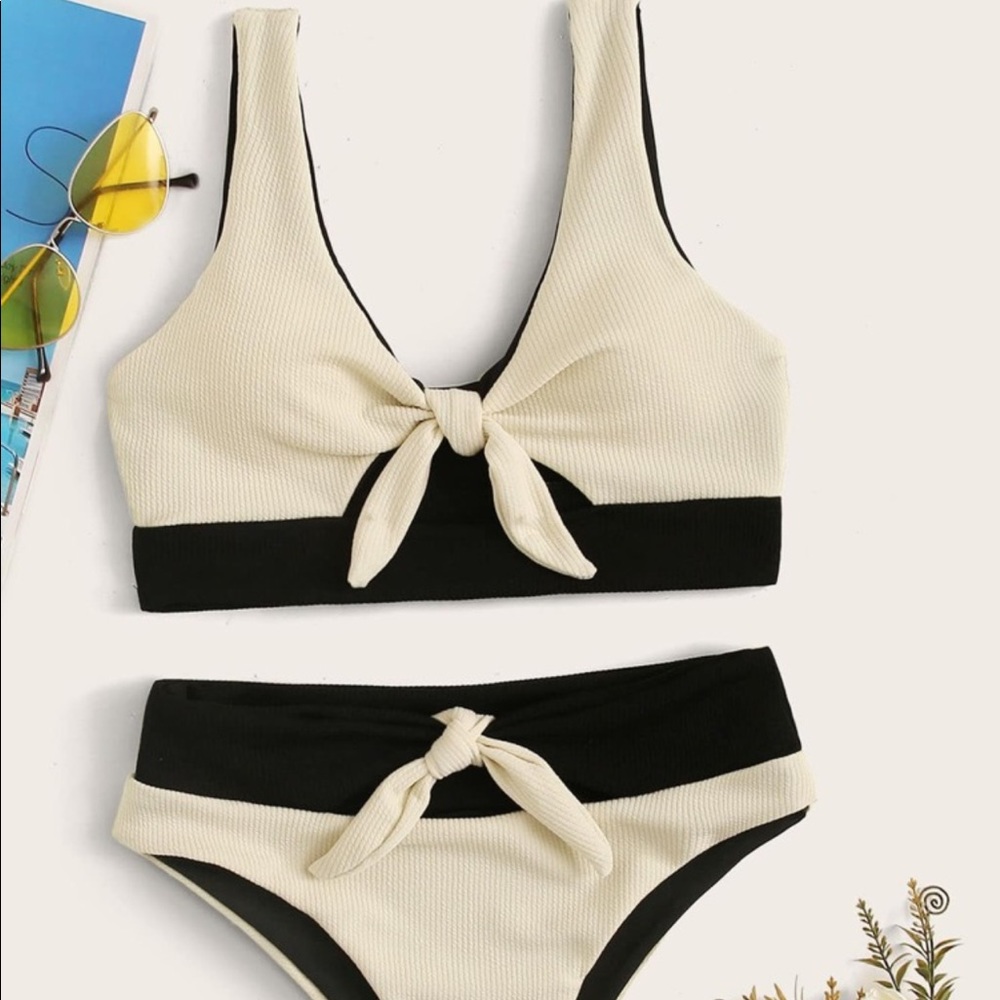 Two Tone Ribbed Knot Front Bikini Set
